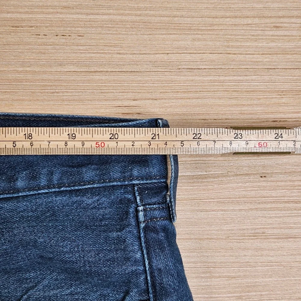 Levi's 501 Jeans Mens 44x32 Fit 42x29 Blue Straight Leg Button Fly Denim READ